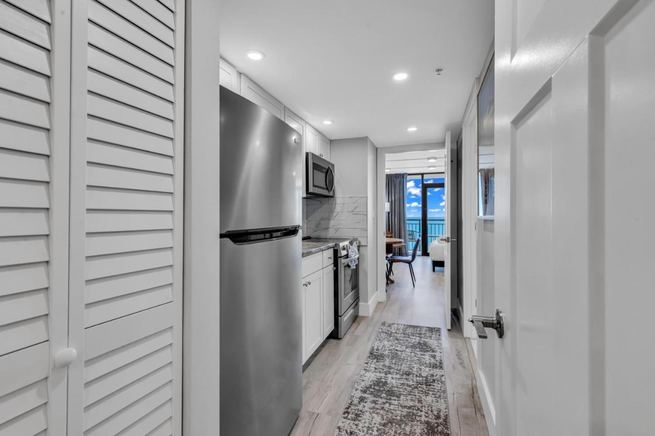 Breakers Tower 1Br Oceanfront Condo เมอร์เทิลบีช ภายนอก รูปภาพ